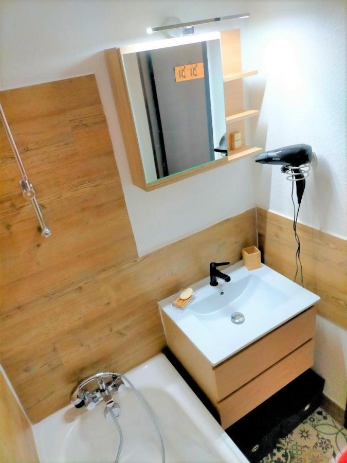 Valfrejus 19m2 Cosy 60 M Des Pistes Draps Non Compris Apartment Modane